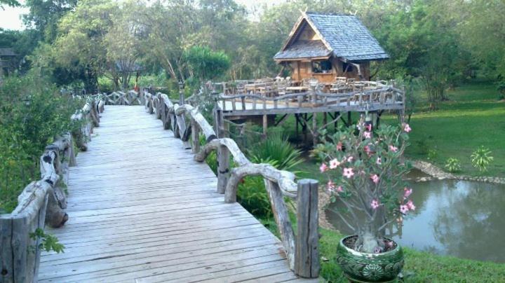Mokfahsai Resort 来兴府 外观 照片